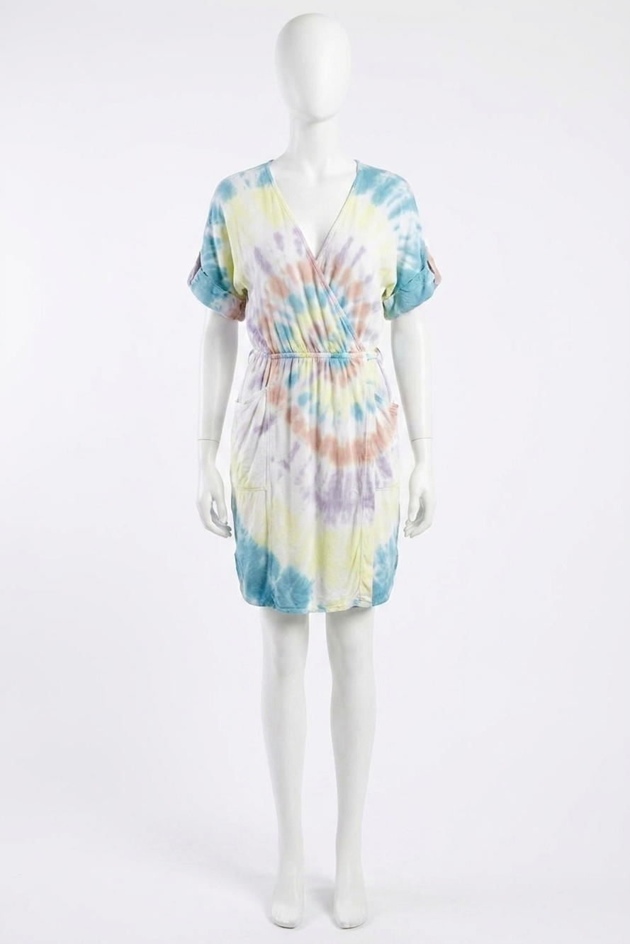 NEW CHASER heirloom wovens short sleeve tie waist dress in tie dye